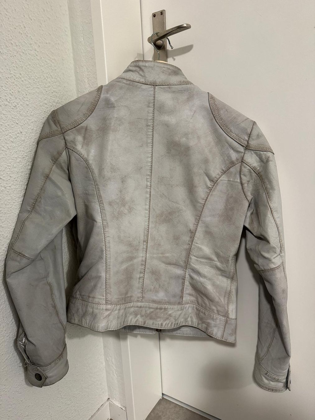 Giacche: Lederjacke Gipsy hellgrau – Usato da Sempach venduto da Dachkatze 4