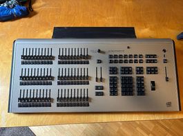ETC Element (60 Fader)