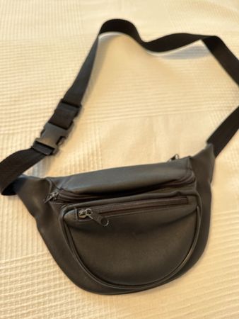 TOP BAUCH-TASCHE, ECHT LEDER, SCHWARZ***SUPER 🎁