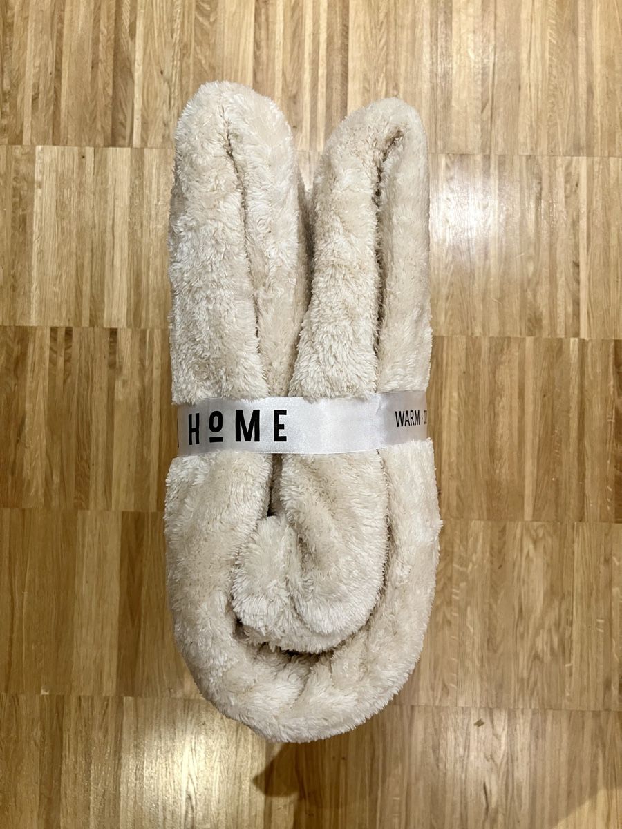 Coperte: Warm beige blanket – Nuovo e nell'imballaggio originale da Adliswil venduto da avatar83 1