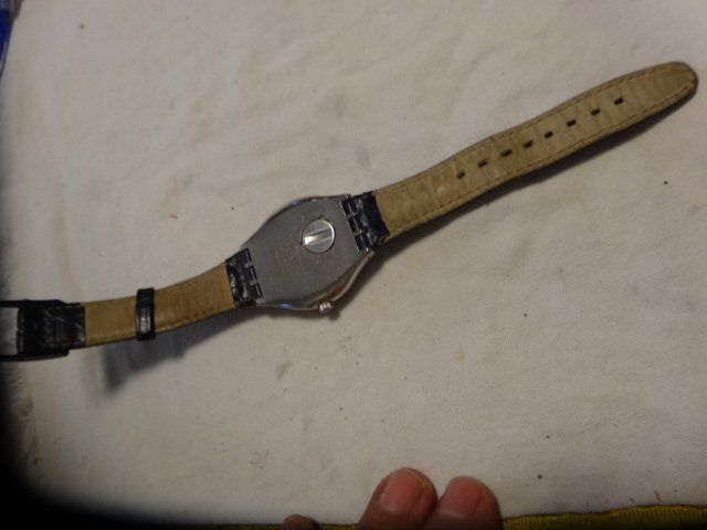 Swatch Montres: S-WATCH HERREN UHR,QUARTZ.SWISS MADE.DATE.TAG.LÄÜFT – D'occasion à zürich par ahmad01 2