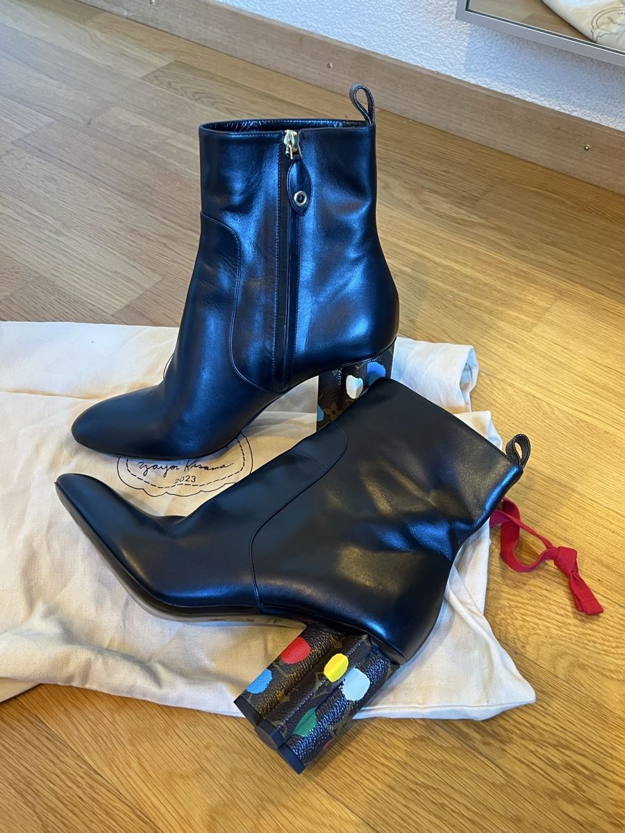 Louis Vuitton Scarpe da donna: Louis Vuitton x Yayoi Kusama EU39 – Nuovo (secondo la descrizione) da Ecublens VD venduto da cel_2vx7