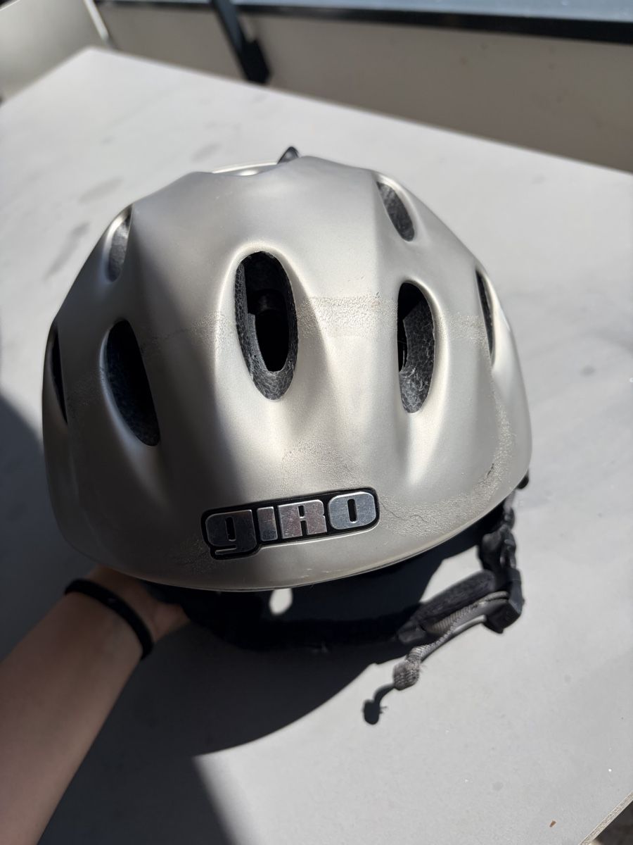 Giro Caschi: Casque de ski Giro – Usato da Pully venduto da ari_78pk 1
