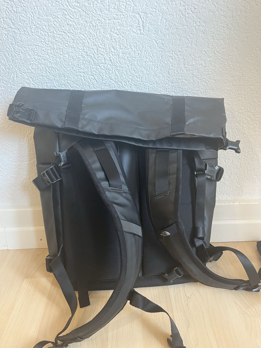 Zaini: The North Face Rucksack – Usato da Bern venduto da lea_py2g 1