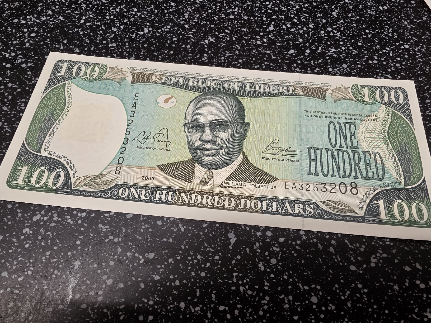 Banconote: Banknote Liberia 100 Dollars 2003 – Nuovo e nell'imballaggio originale da Herisau venduto da Antiques.AR