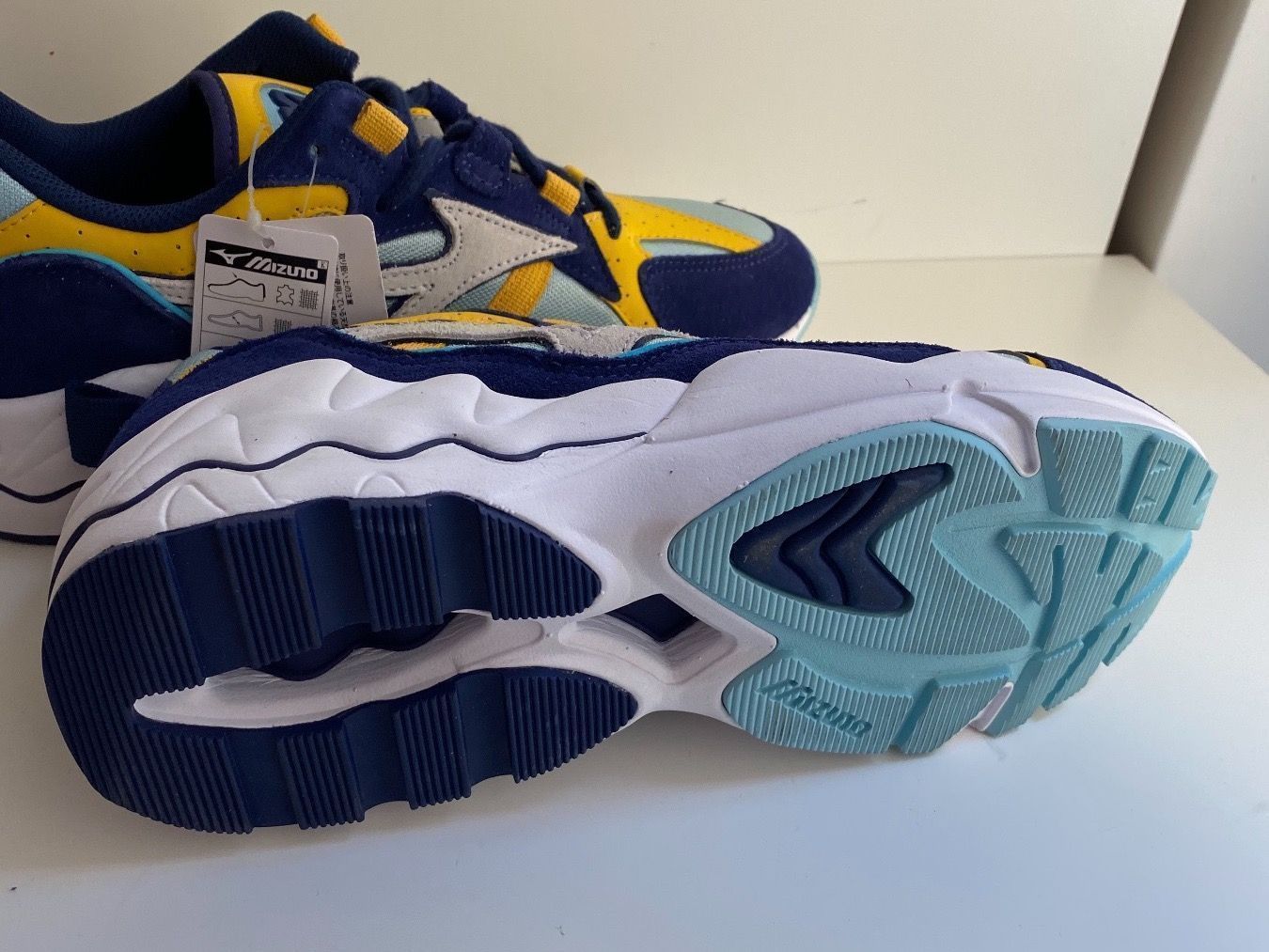 Mizuno Scarpe da uomo: MIZUNO WAVE RIDER 1 Sneaker Herren, 40.5 – Nuovo e nell'imballaggio originale da Luzern venduto da falena01 6