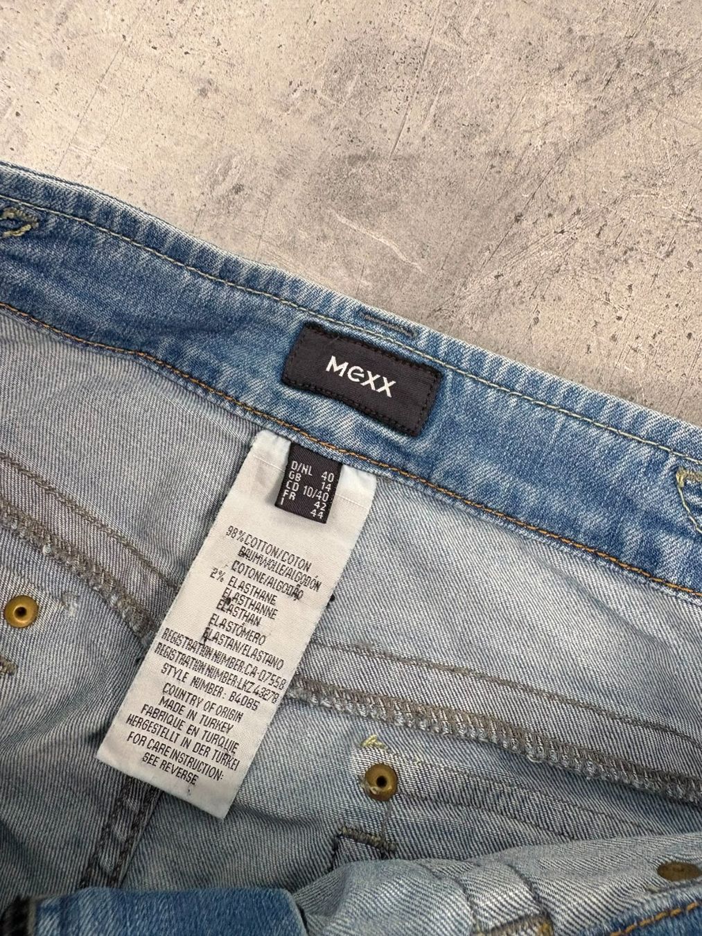Jeans: Vintage Y2K Bootcut Flared Jeans (M) – Neu (gemäss Beschreibung) aus Werdenberg von hase.vintage 4