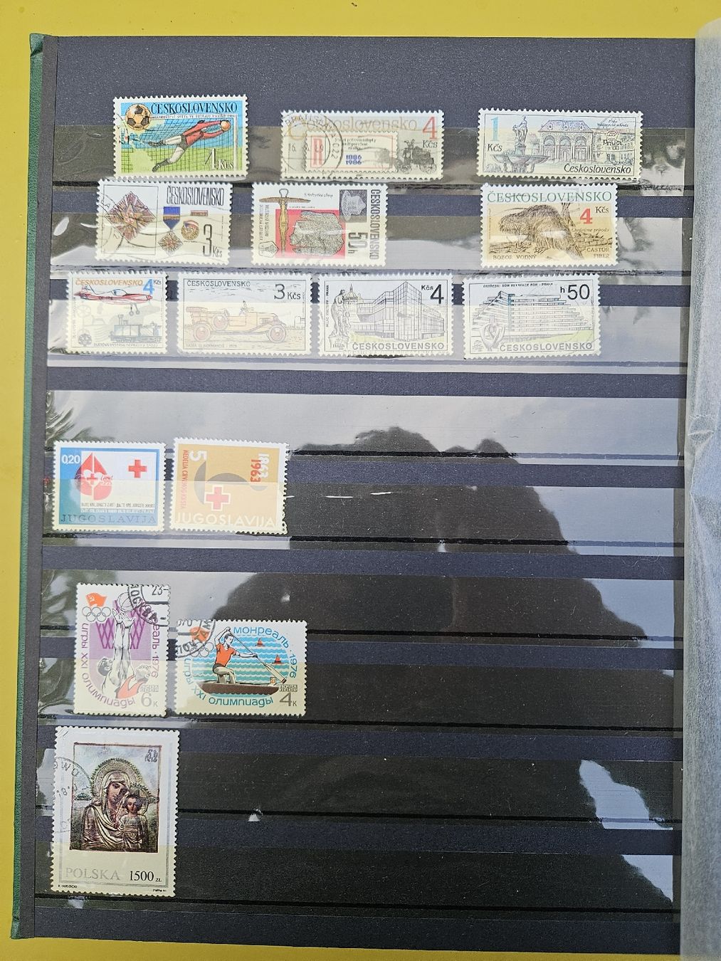 Tutti i francobolli: Album de timbres variés . – Usato da Biel/Bienne venduto da echinops 9
