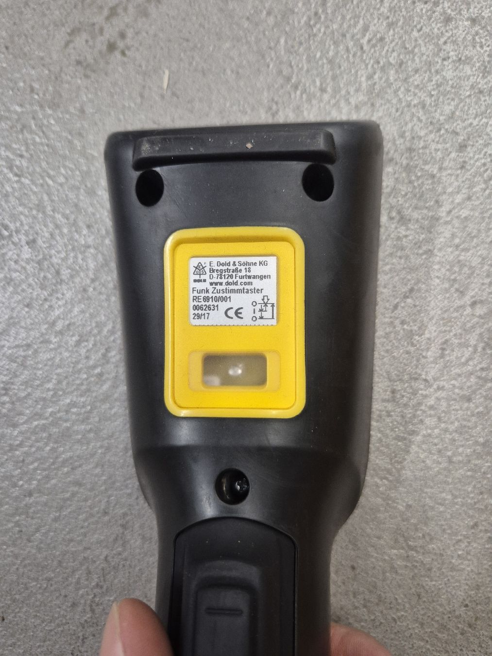 Télécommandes: Funkzustimmertaster Wireless – D'occasion à Thalwil par Moritz.A 4