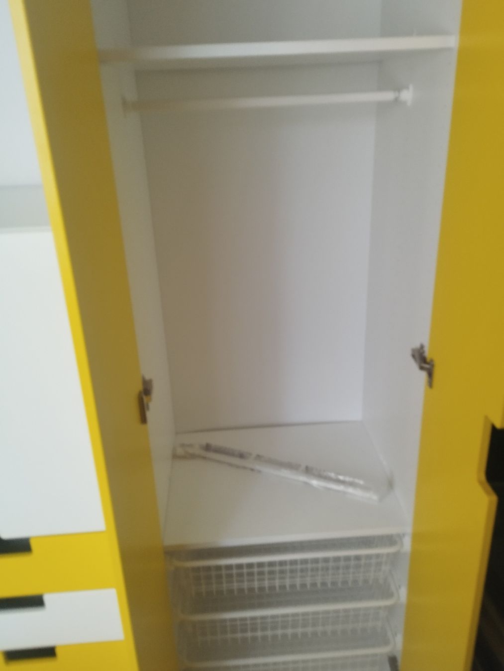 Armadi: Ikea Kinderschrank – Usato da Rümlang venduto da Microstar1 1