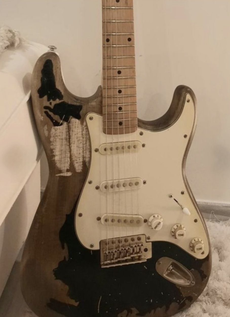 Strumenti musicali: Chitarra elettrica  Stratocaster Relic – Usato da Zürich venduto da dar74 1