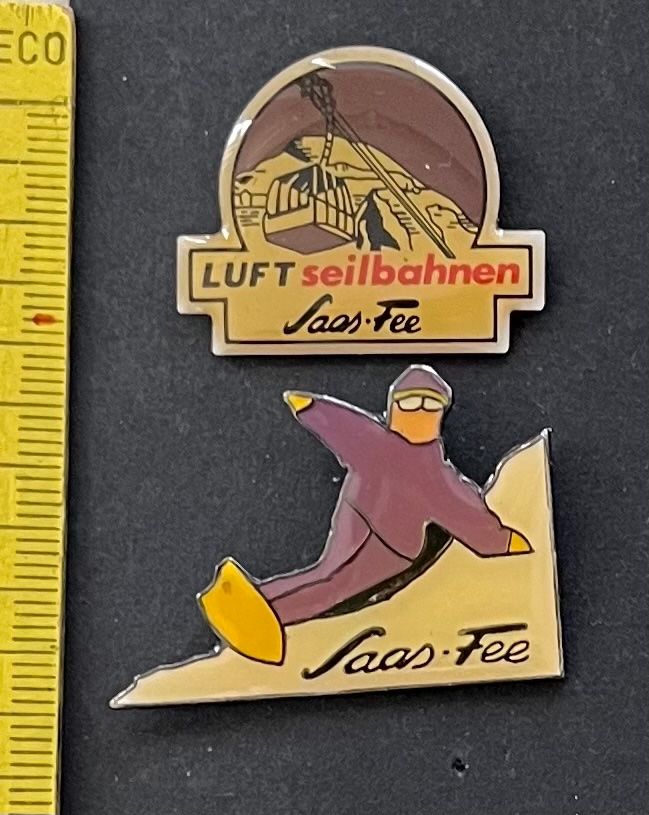 Swiss Placchette & Badge: Saas-Fee/ Luftseilbahnen, Snowboarder, 2 Pin – Usato da Ostermundigen venduto da DaxKarten-75