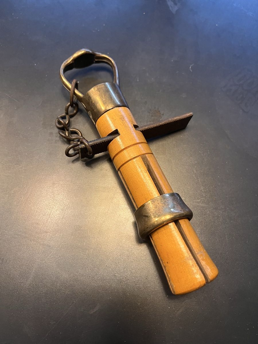 Articoli in legno: Eguisoire pour canne de billard – Usato da Vernier venduto da ilcastrato