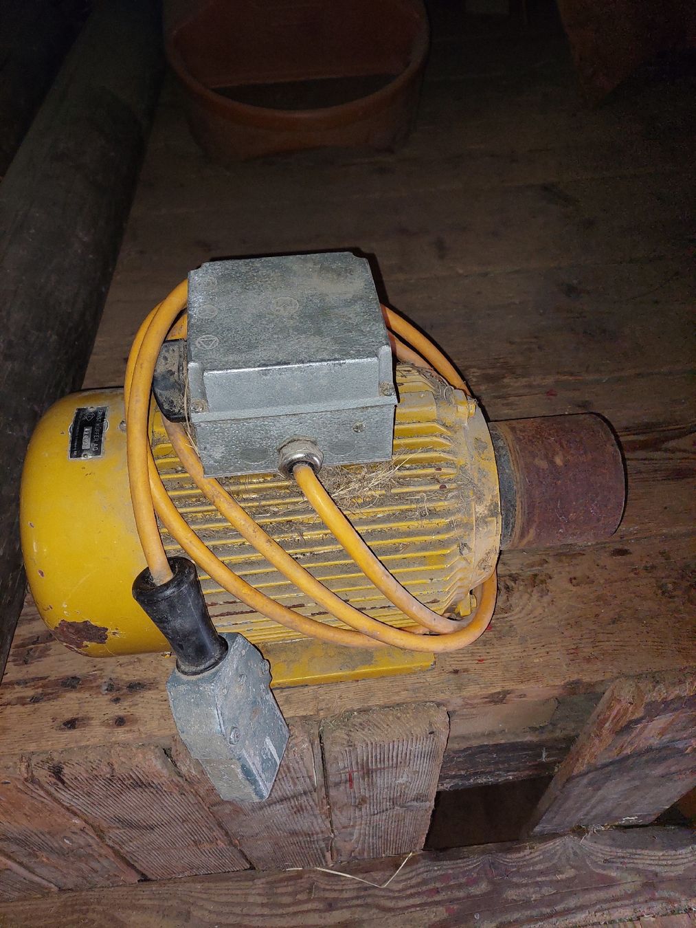 Moteurs: Elektromotor/Stationärmotor – D'occasion à Obergoldbach par hof_q85f