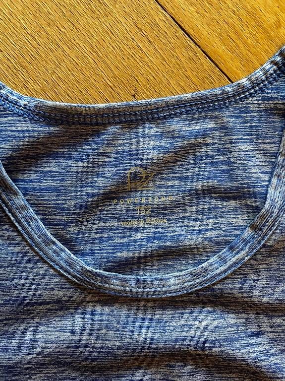 Camicette, T-shirt & Top: Sportshirt blau powerzone Gr 164 – Usato da Thun venduto da Lupinmela 1