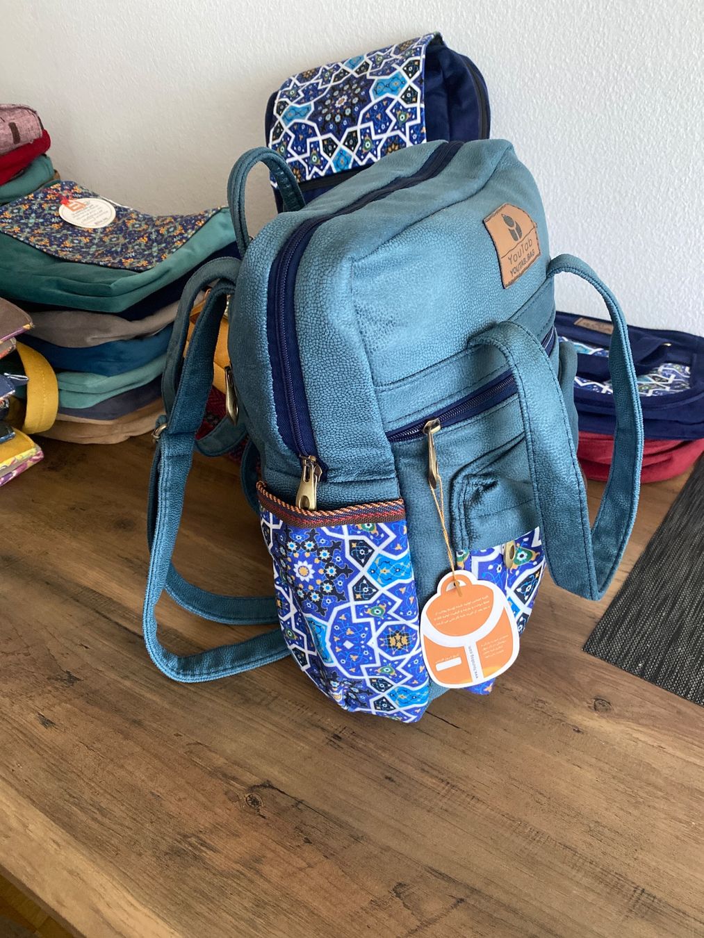Rucksäcke: Damen Rucksack  35 B / 45 H cm – Neu und originalverpackt aus Bülach von Nasser2008 7