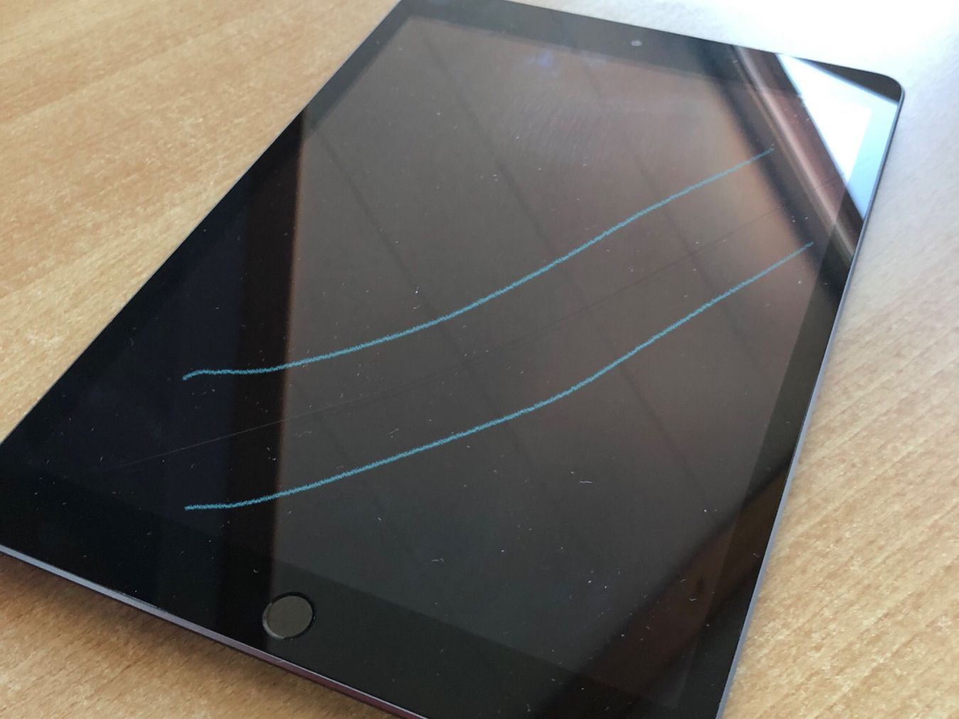 Apple Tablet PC: iPad 9. Generation Space Grau – Difettoso da Grafenried venduto da Mar_kc6h 2