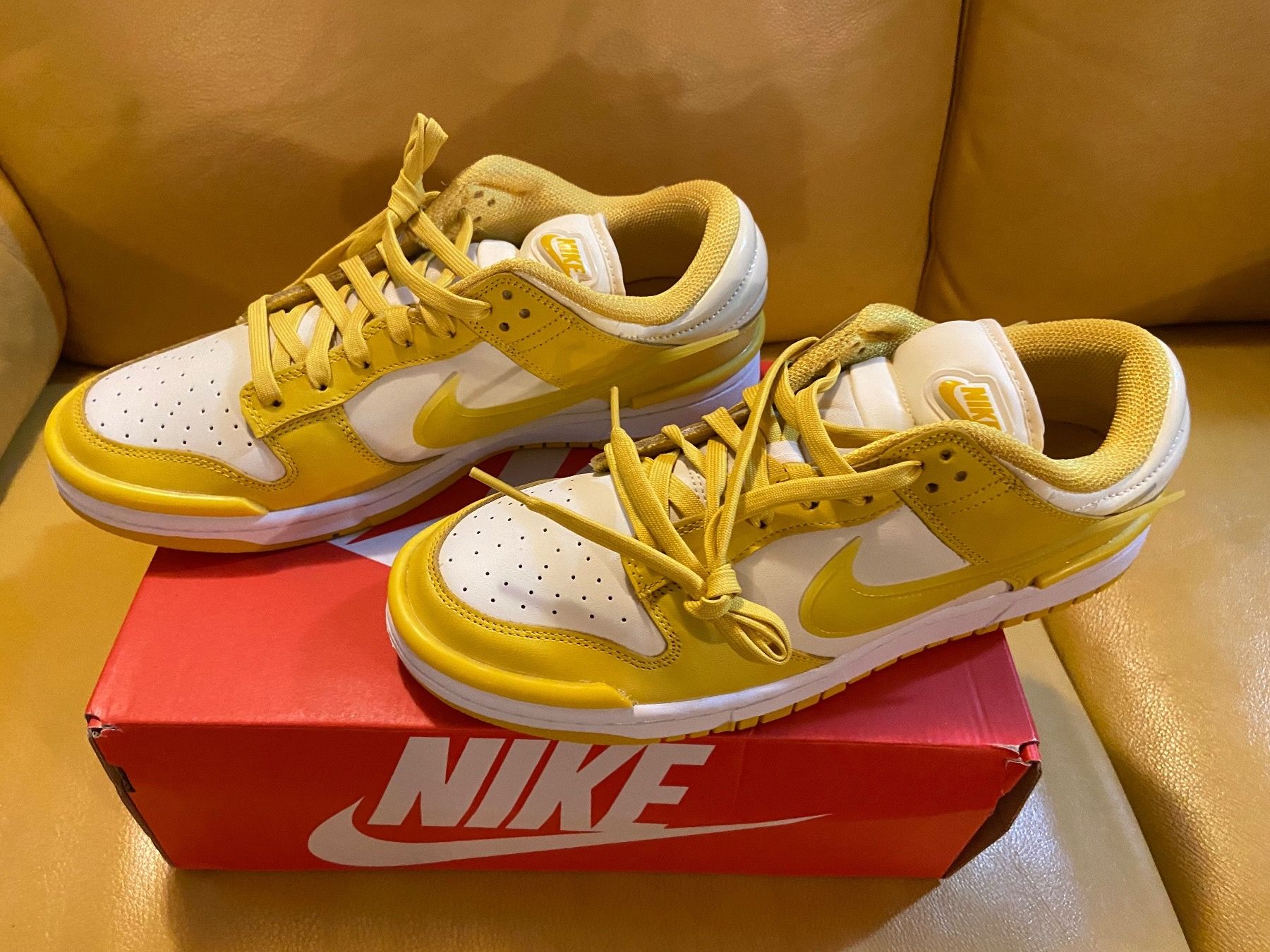 Nike Scarpe da uomo: NIKE DUNK LOVE TWIST – Nuovo e nell'imballaggio originale da Réchy venduto da santiwwrld_514 1