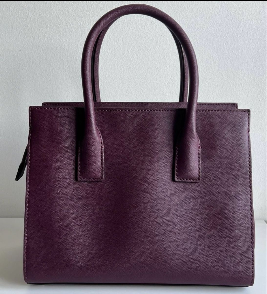 Kate Spade Taschen für Damen: KATE SPADE, Aubergine  Neuwertig – Neu (gemäss Beschreibung) aus Bülach von bella65 1