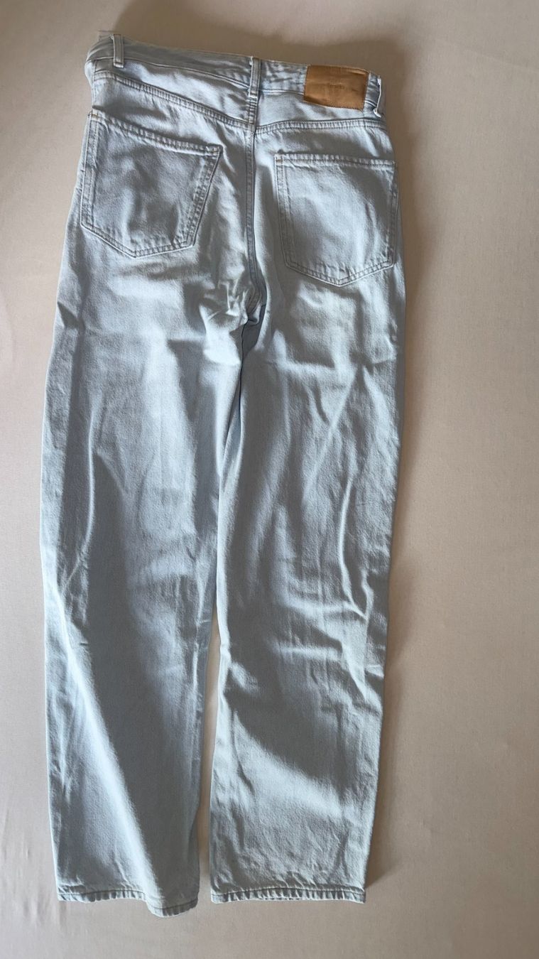 Bershka Jeans: Bershka Jeans hellblau – Usato da Thun venduto da mas_p66x 1