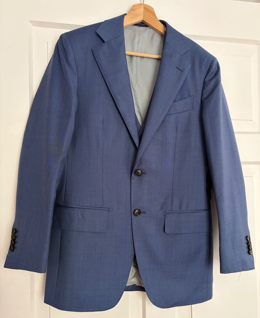 Suitsupply Completi: Suitsupply La Spalla - drei Teiler Anzug – Usato da St.Gallen venduto da Boergie 3