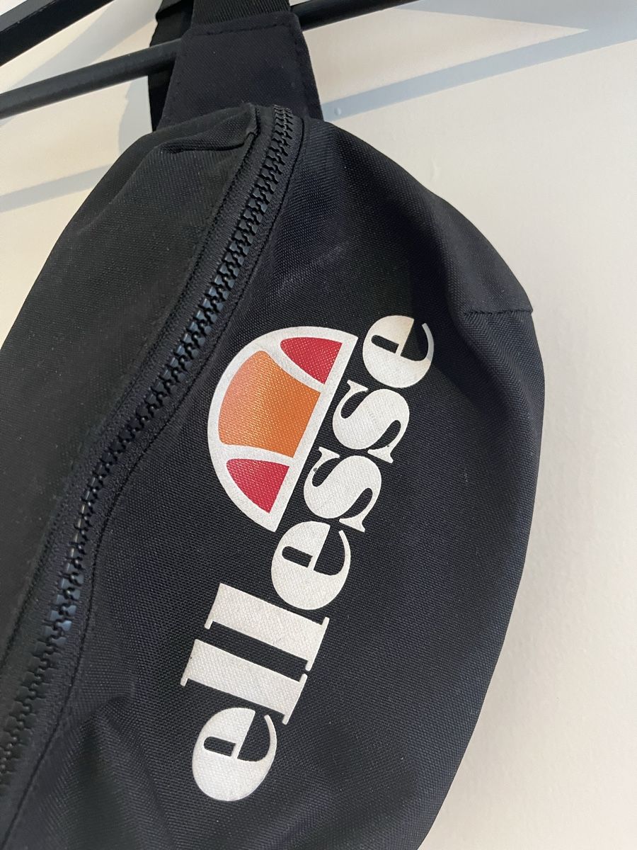 Ellesse Borse: Ellesse Bauchtasche – Nuovo (secondo la descrizione) da Glattbrugg venduto da JP1998 1