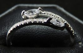 Silber 925 Fingerring mit Zirkonias