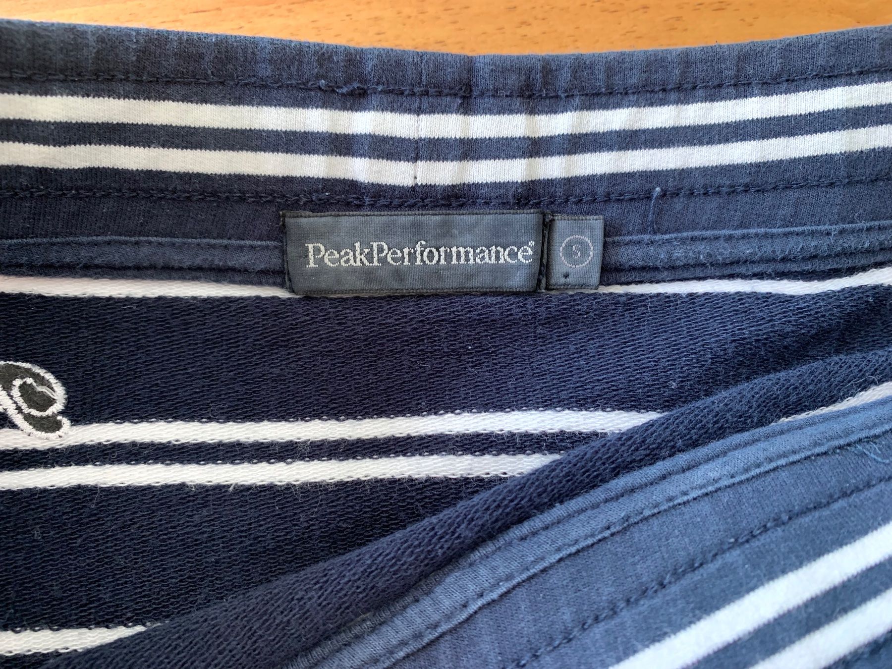 Peak Performance Gonne: PEAK PERFORMANCE sportlicher Minirock Jersey Gr. S – Usato da Meiringen venduto da tonicandgin 1
