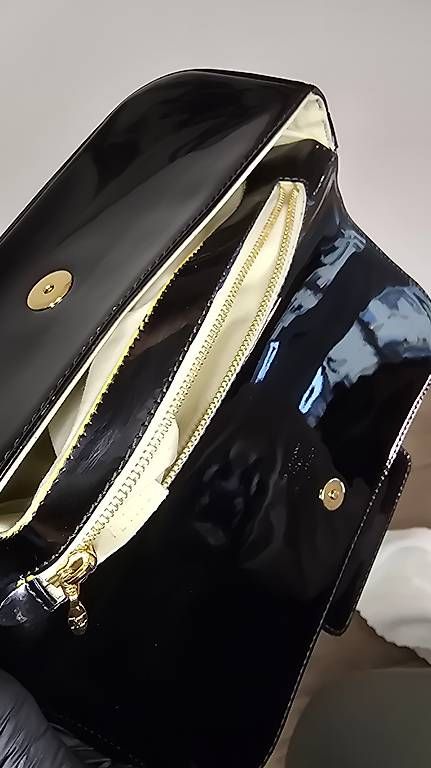Louis Vuitton Taschen für Damen: Original Louis Vuitton Sobe Clutch – Gebraucht aus Winterthur von dri_cdd7 2