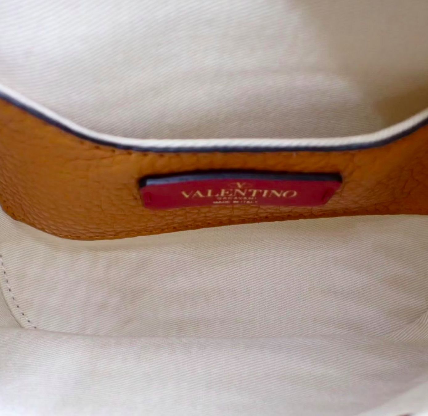 Valentino Borse da donna: Valentino Garavani Rockstud Belt Bag – Usato da Zürich venduto da Liloubags 5