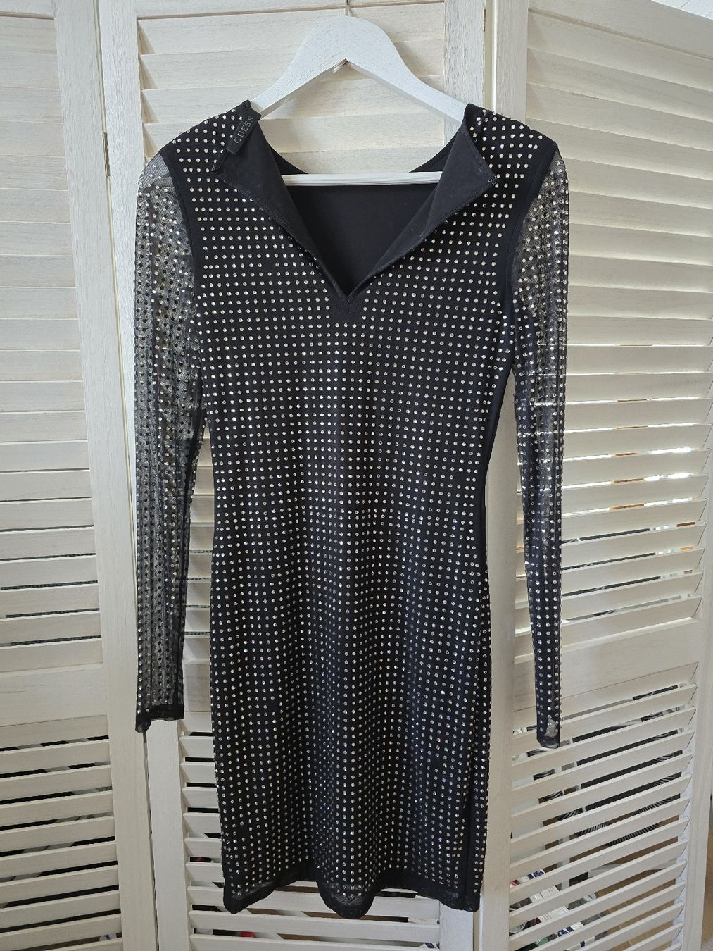 Guess Vestiti: Guess Kleid mit Strass, Grösse XS langarm, elegant – Nuovo (secondo la descrizione) da Untereggen venduto da jos_tq5h 1