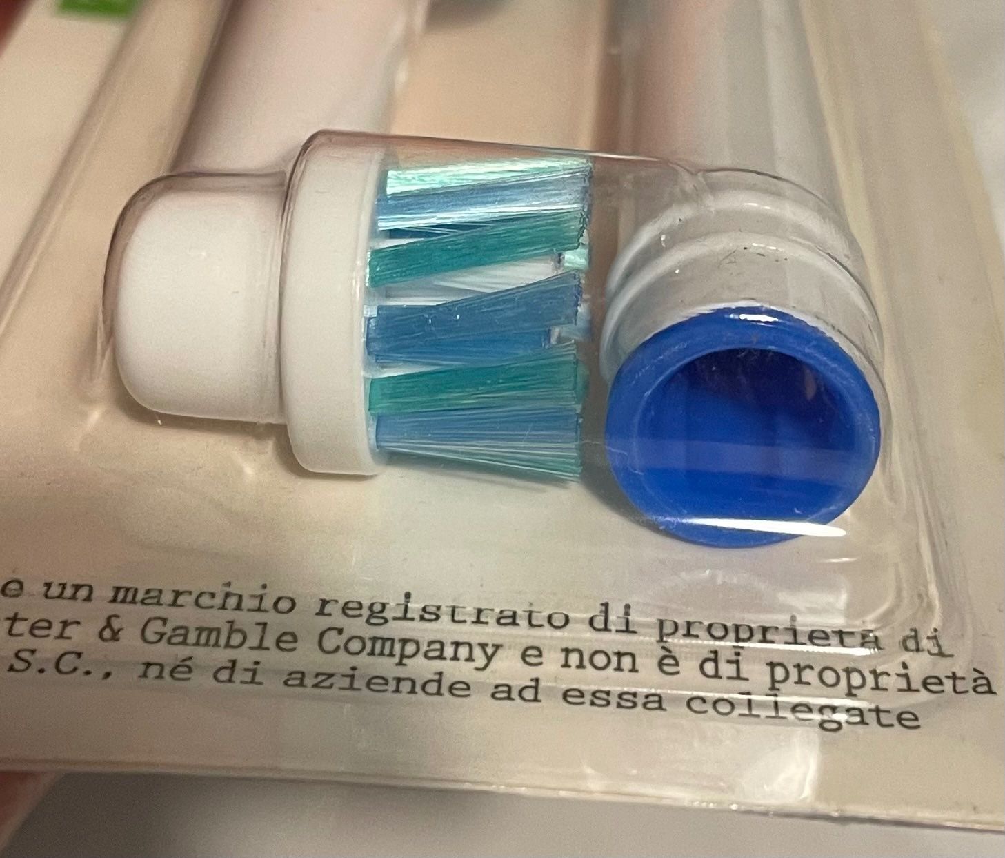 Cura dei denti: 3 Oral-B kompatible Aufsteckbürsten – Nuovo (secondo la descrizione) da Zuchwil venduto da mrjingles80 2