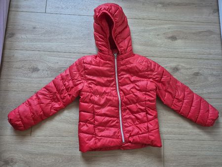 Rote H&M Kinder Jacke, Grösse 116, für Herbst und Winter