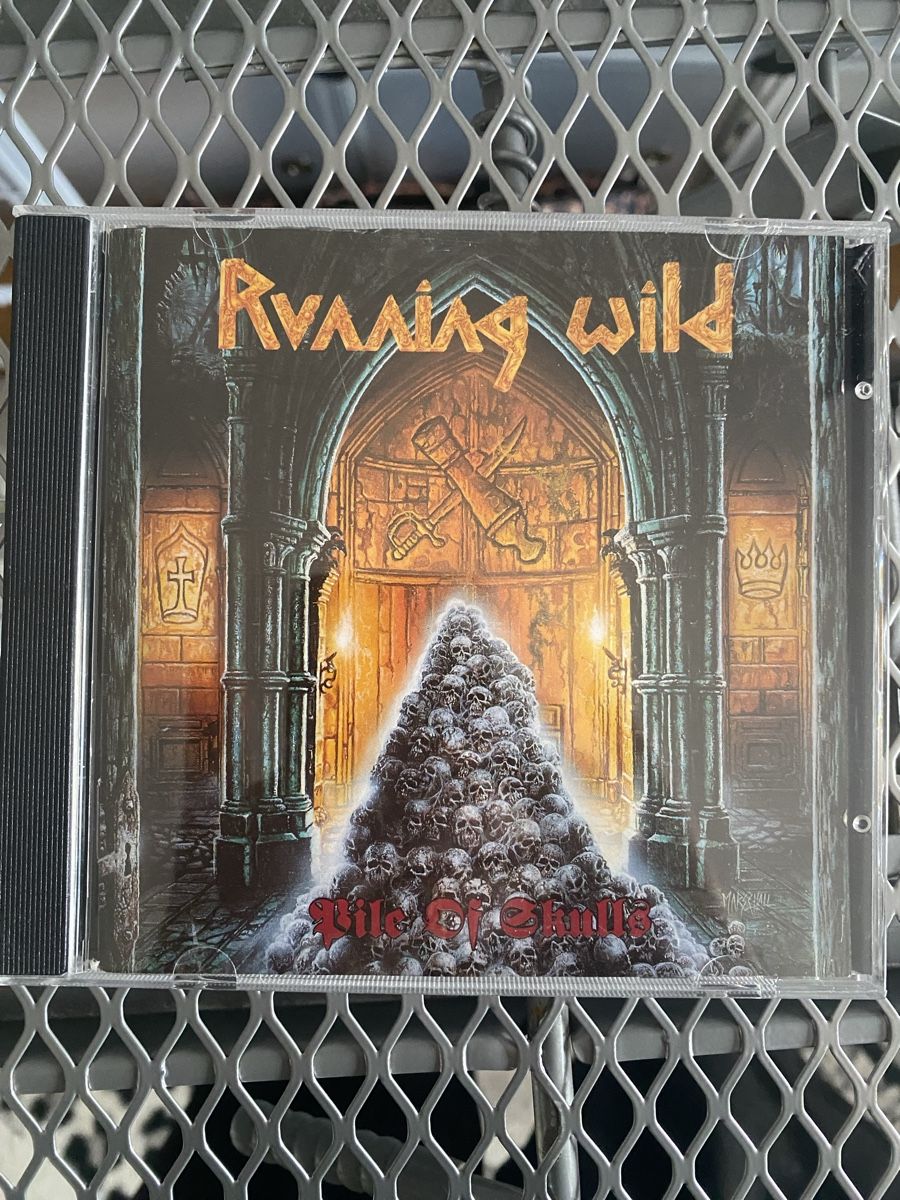 CDs: Running Wild - Bide Of Skulls – Gebraucht aus Thayngen von doncorvetto