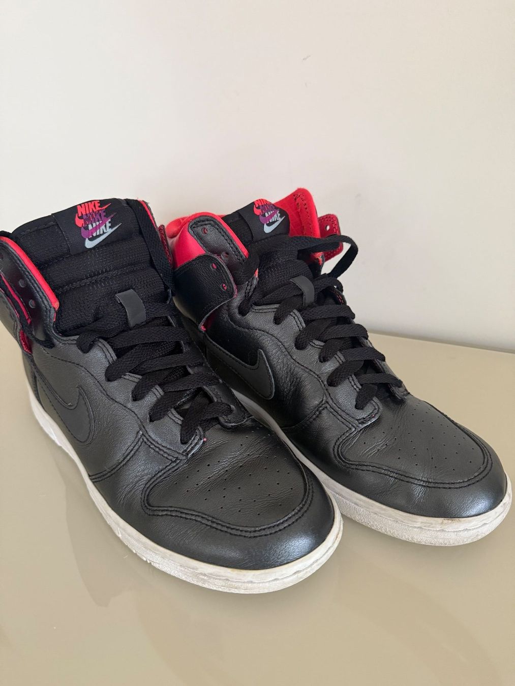 Nike Scarpe da donna: Nike Dunk High Top Sneaker Damen Sneaker Gr. 40 – Nuovo (secondo la descrizione) da Steg im Tösstal venduto da goldlionfree 3