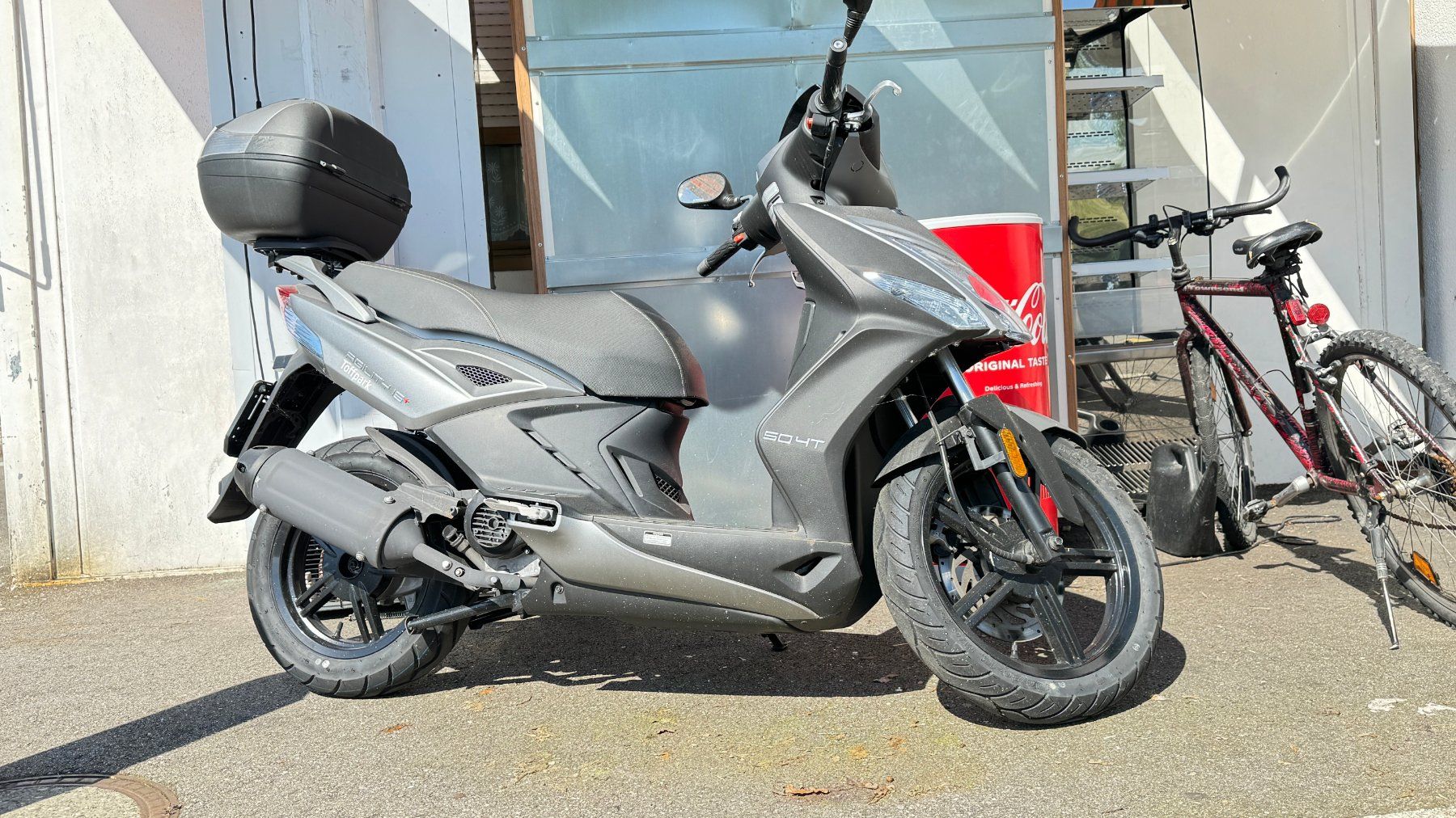 Kymco Strada: Roller Motorrad : KYMCO Aqility 16 50 4T – Usato da Oensingen venduto da cifcik