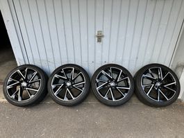 Skoda Octavia (RS) III 5E - 18 Zoll VELA Sommerräder