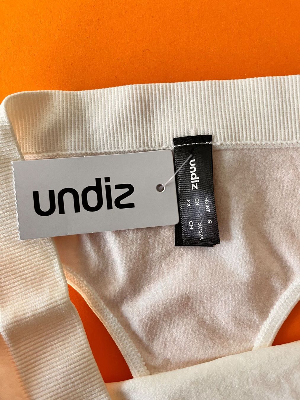 Altra biancheria intima: String, UNDIZ, Grösse S, Farbe Offwhite – Nuovo e nell'imballaggio originale da Rudolfstetten venduto da gst_g7xl 2