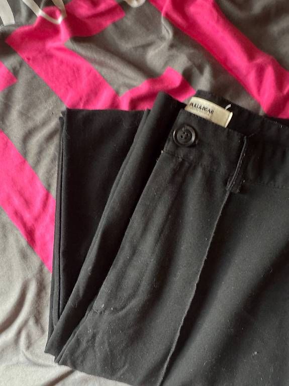 Hosen: Pantalon classique noir – Gebraucht aus Yvorne von mel_wic 2