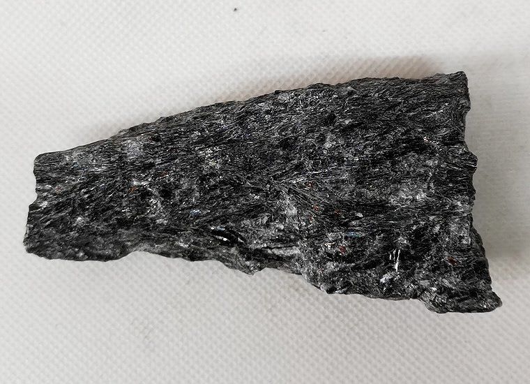 Minerali & Pietre curative: Nuummite Rohstein – Nuovo (secondo la descrizione) da Walenstadt venduto da vkt_qc8d 3