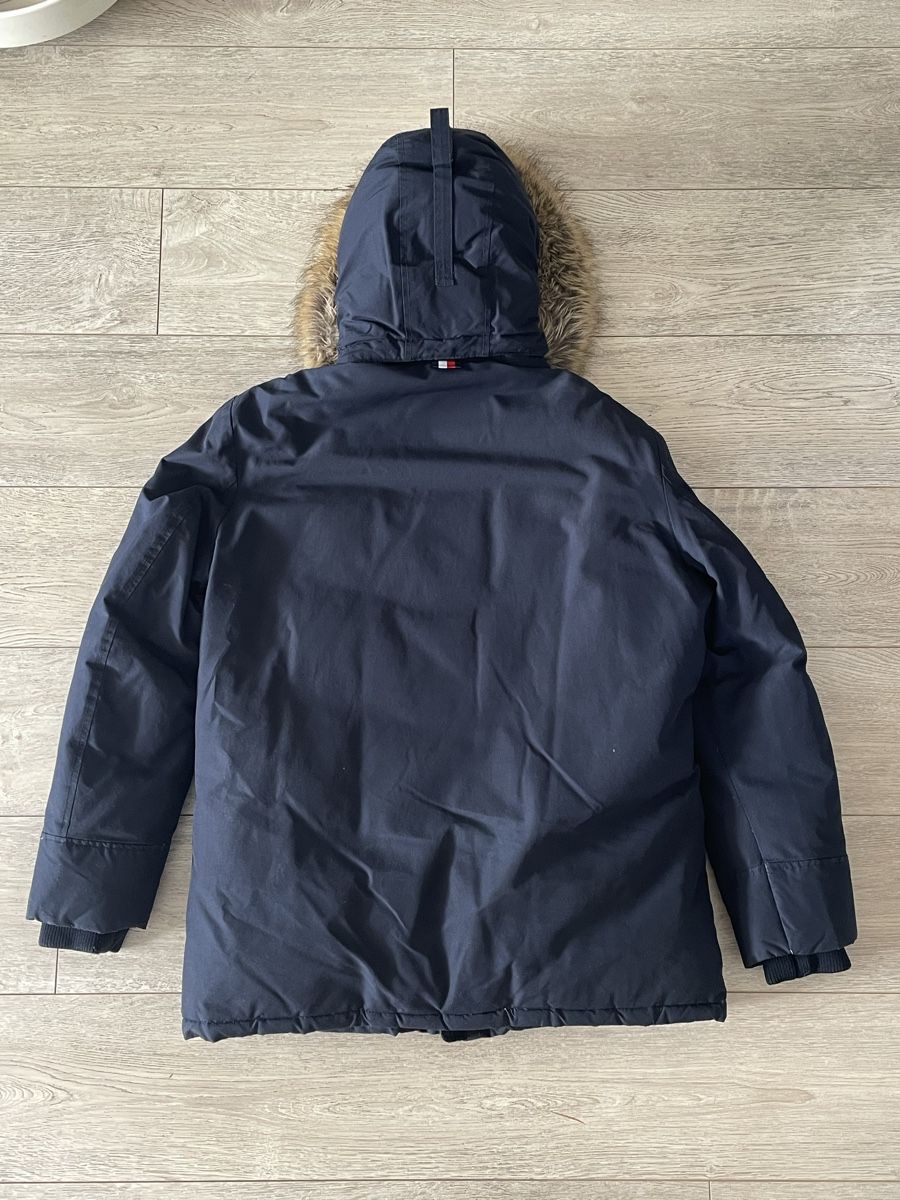 Tommy Hilfiger Jacken: Tommy Hilfiger Daunenparka – Gebraucht aus Winterthur von Levi_sells 2