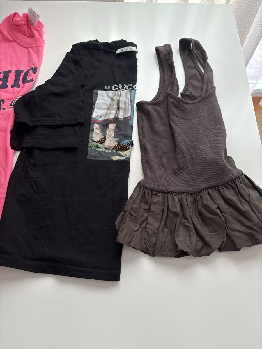 Lots de vêtements: T-Shirt – D'occasion à Zürich par fllanza01 3