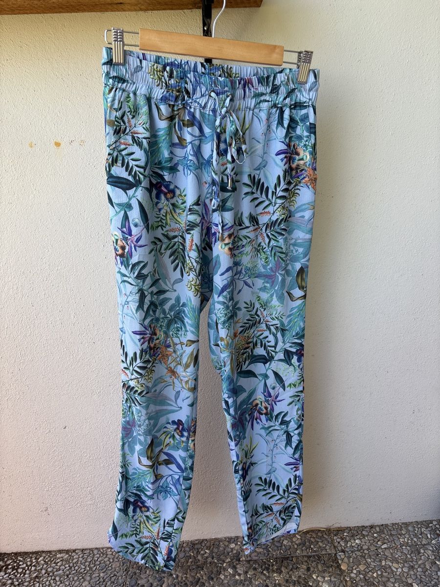 Pantaloni: Pantalon d’été Kaffe – Usato da Neuchâtel venduto da cam_lf7y