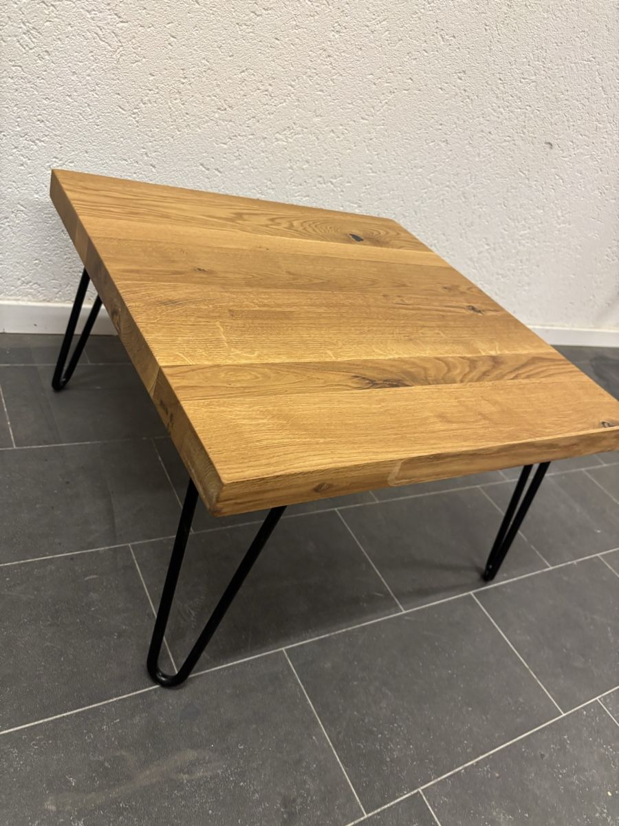 Tische: Couchtisch Massivholz Eiche mit  60x60 cm Neu – Neu (gemäss Beschreibung) aus Zufikon von Woodworkdm 2