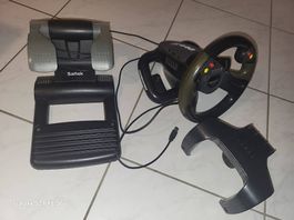 Volante e pedaliera Saitek R440