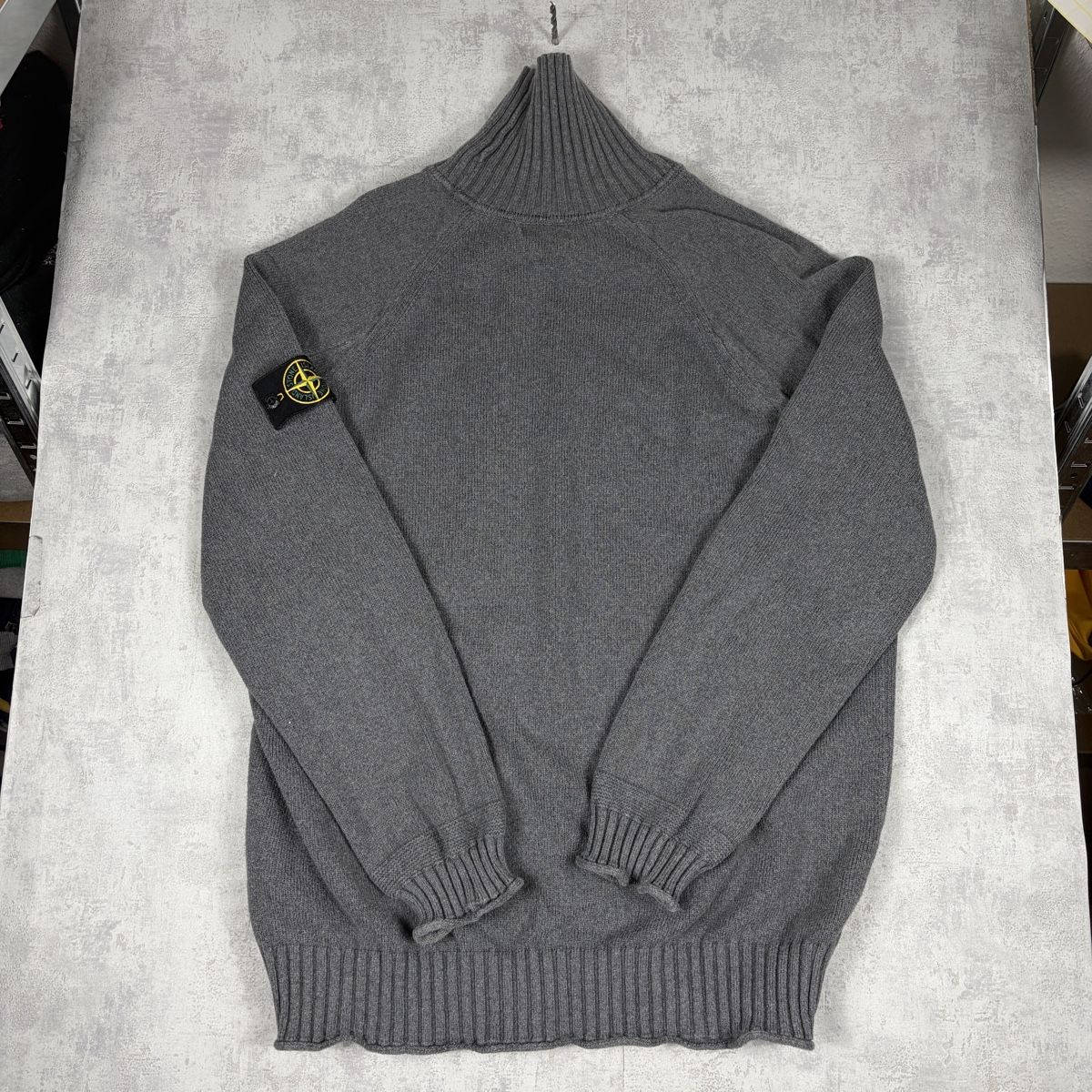 Stone Island Maglioni & Felpe: Pull col roulé Stone Island Gris - XXL – Nuovo (secondo la descrizione) da Hauterive NE venduto da Leo_o 7
