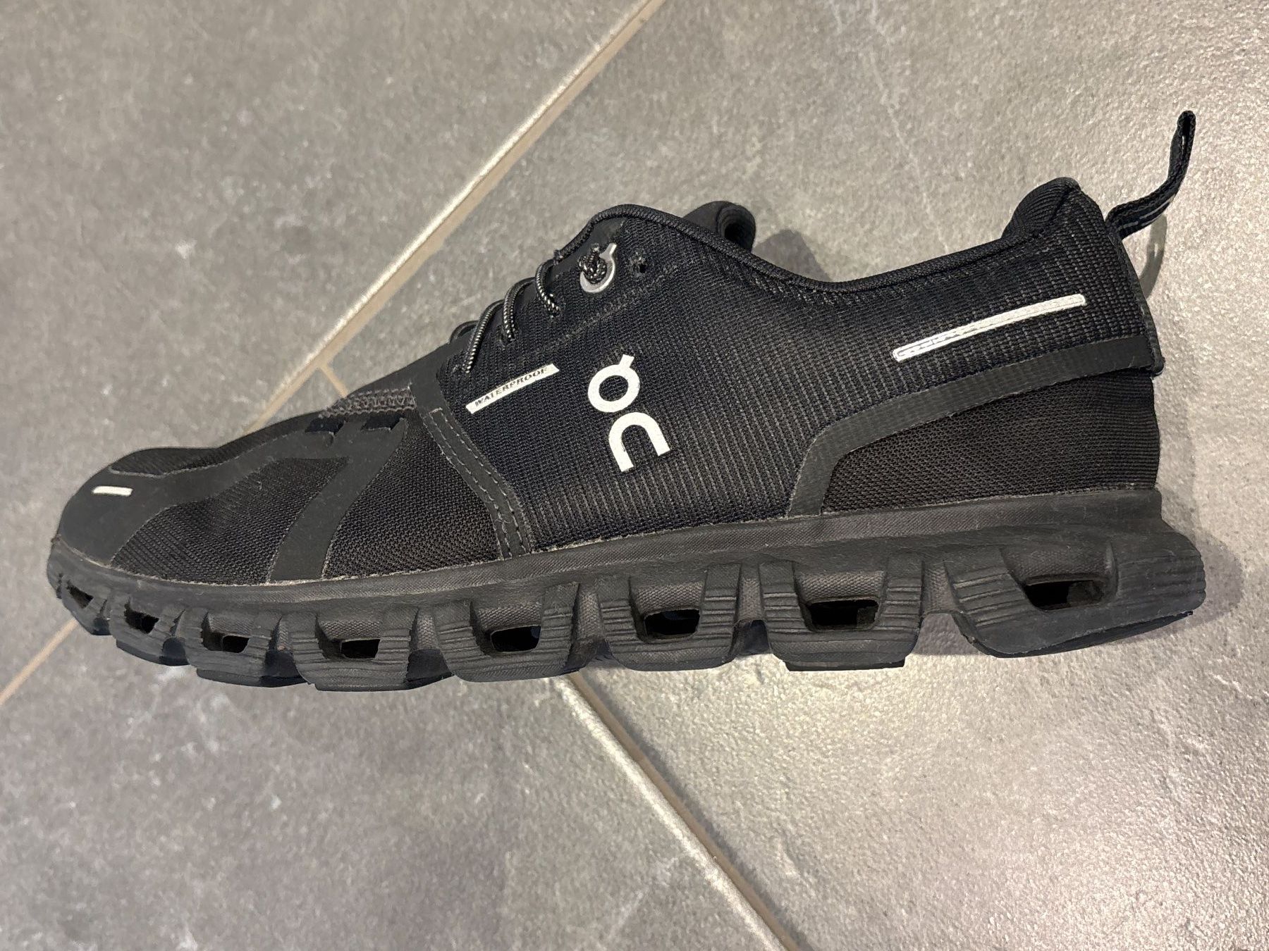 On Chaussures hommes: ON Cloud Sneaker – D'occasion à Dübendorf par Biene70 1