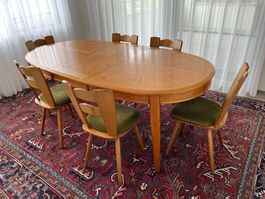 Esstisch aus Holz mit 6 Stühlen
