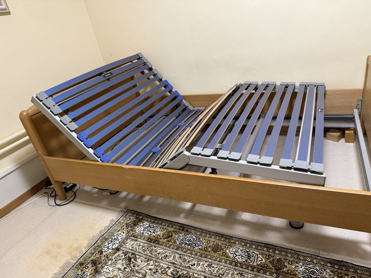 Pfister Letti: Bett Elektrisch – Usato da suhr venduto da qwertzu04 1