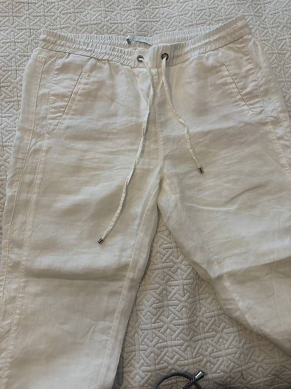 Pantaloni: MAC Leinenhose Neu 42 – Nuovo (secondo la descrizione) da St. Gallen venduto da Svitlana.G
